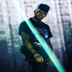Download Lagu Chris Brown - Rich Nigga Vibe Mp3 Laguindo